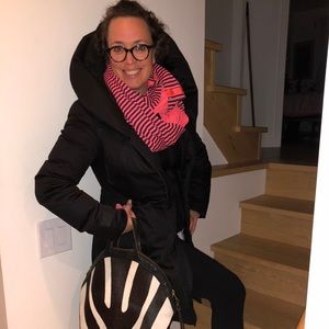 Meet your Posher, Elaine